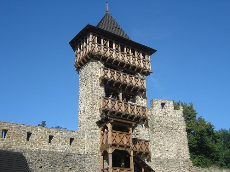 Замок Хельфштын